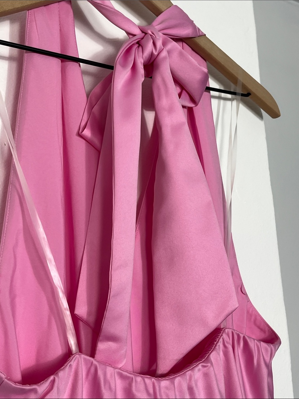 Pink Halter Cross-Neck Mini Dress/body tape - Picture 6 of 11